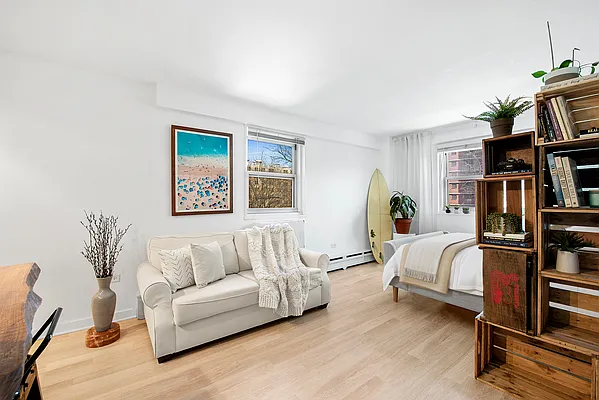 Sold by Compass | media 2