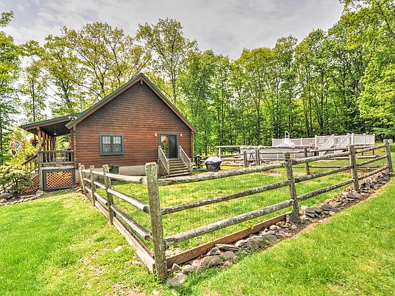 3rd image of 44 Oak Mountain Dr