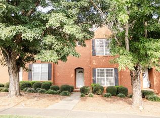 1229 N Dean Rd, Auburn, AL 36830