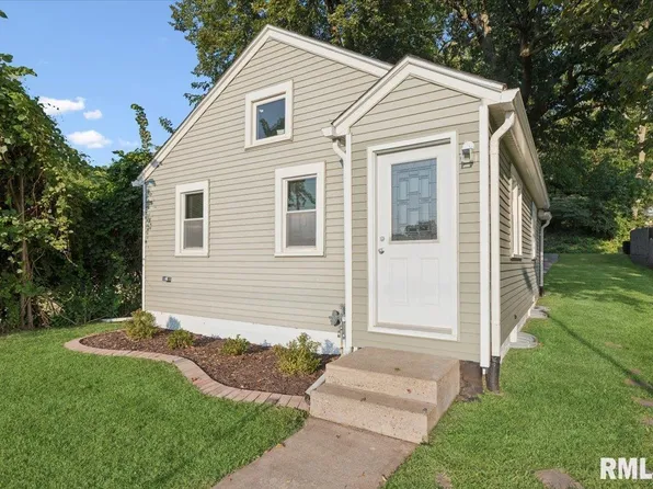 4105 11th St, Rock Island, IL 61201