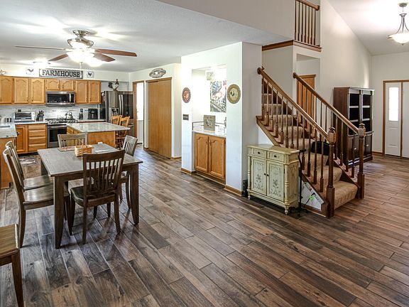 5th image of 2328 Ziner Cir S