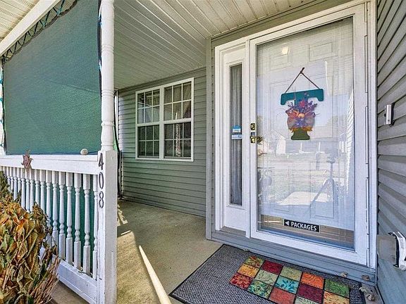 3rd image of 408 Canoe Creek Dr