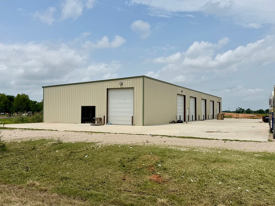 2nd image of 3366 Randon Dyer Rd