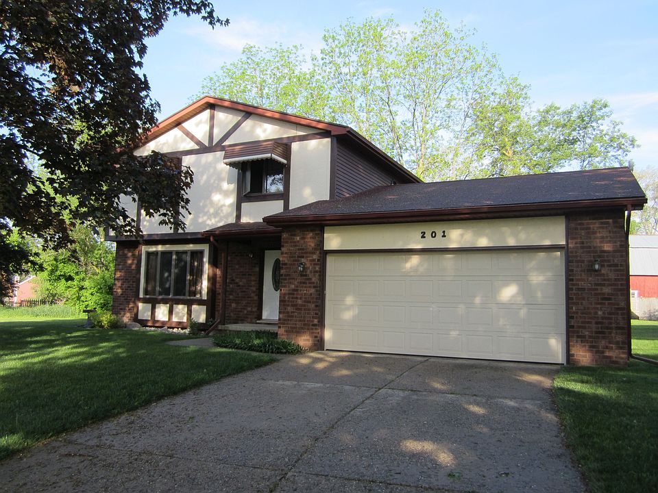 1st image of 201 Westbrook Dr