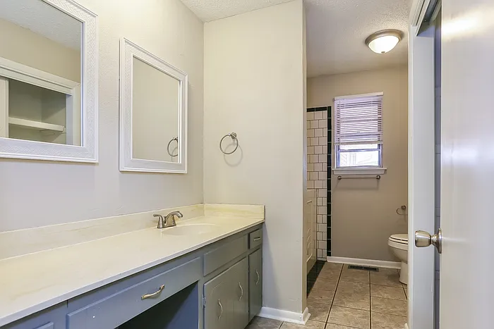5425 Randolph Rd — Photo 15
