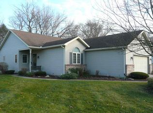 52598 Westgate Dr, South Bend, IN