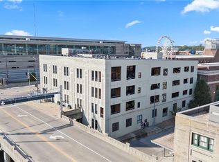 360 W Pershing Rd STE 30, Kansas City, MO 64108