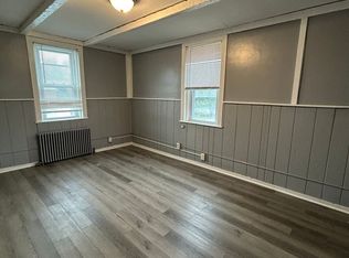 701 W 2nd St #1, Florence, NJ 08518