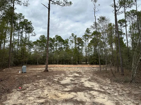54 Sundance Rd, Defuniak Springs, FL 32435