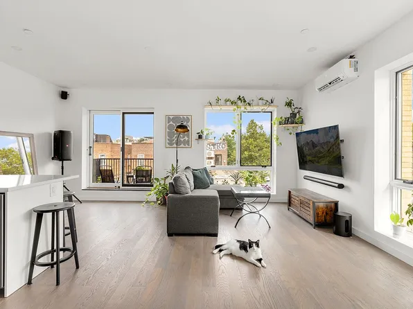 900 Knickerbocker Ave #3B, Brooklyn, NY 11207