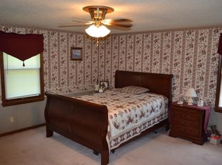 13609 Belmead Ave, Grandview, MO 64030