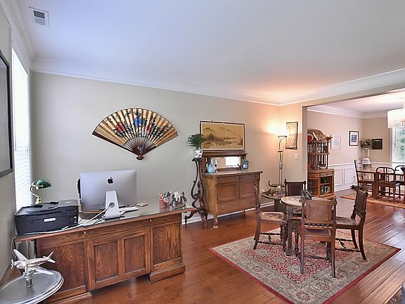 5th image of 2039 E Foxwood Ct