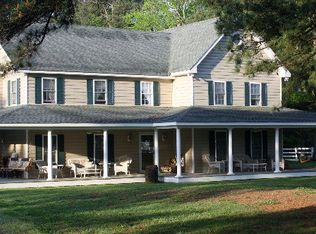 15596 General Puller Hwy, Deltaville, VA 23043