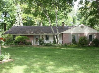 4308 Dogwood Ln, Toledo, OH 43623