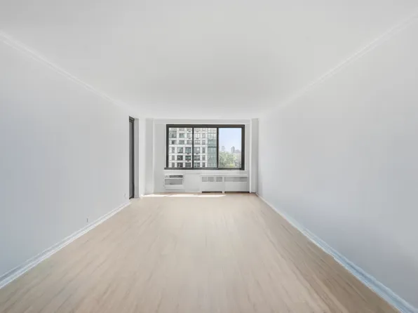 784 Columbus Avenue image 1 of 10