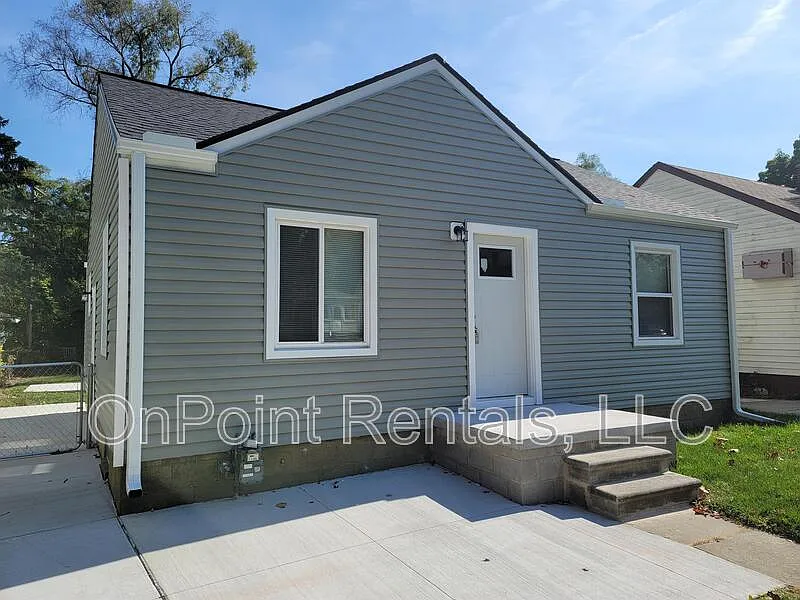 2 bed, 1.0 bath, 731 sqft, $1,350 — Photo 3