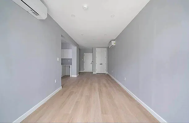 Living room, photo 3