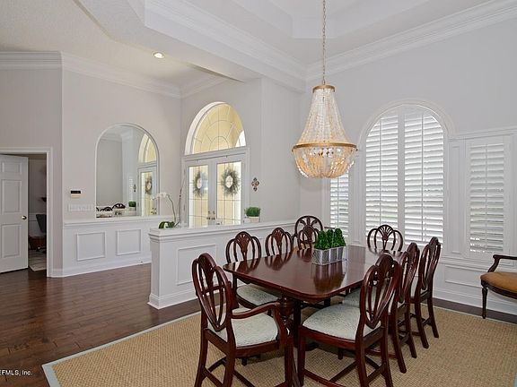 Dining Room DSC_9929