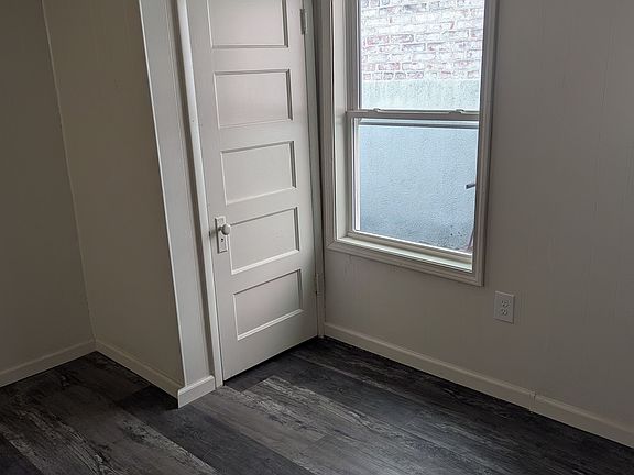 3rd image of 212 W Market St #E