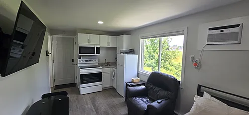 1450 Edgewood Dr #4A Photo 1