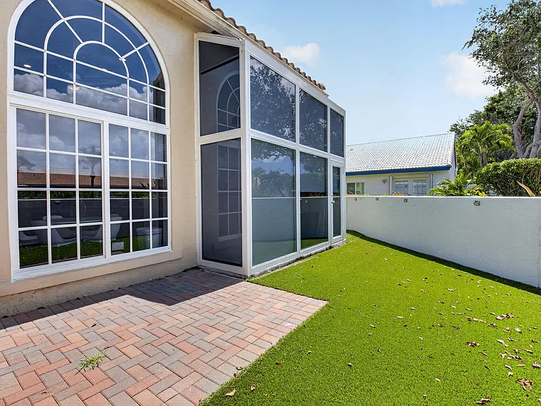 17234 Boca Club Blvd #104 — Photo 6