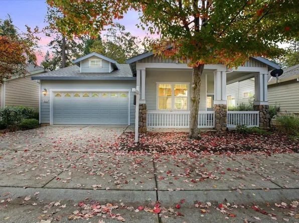 377 Eskaton Cir, Grass Valley, CA 95945