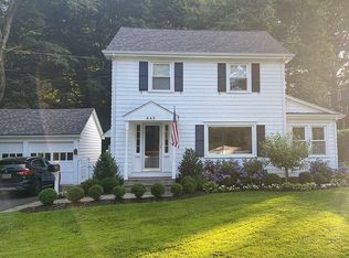 445 Holland Hill Rd, Fairfield, CT 06824