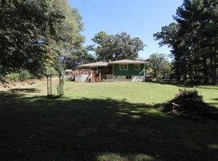 3000 Sheard Rd, Burlington, WI 53105