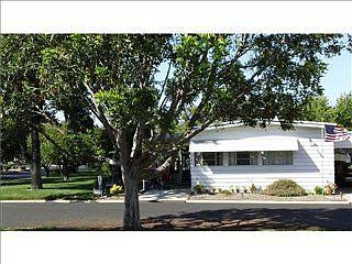 1st image of 525 W El Norte Pkwy Space 30