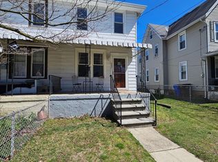 303 Delaware Ave, Riverside, NJ 08075