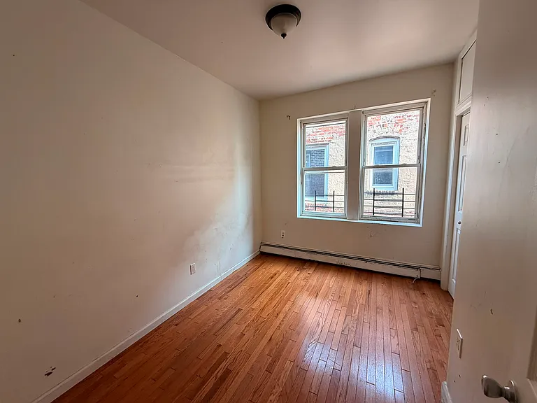 361 Danforth Ave #18E — Photo 5