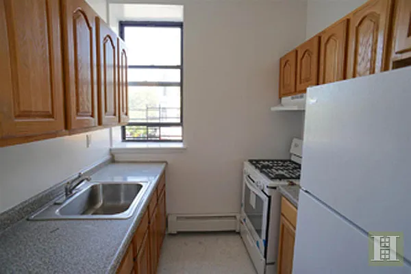 Rented by Halstead Real Estate | media 18