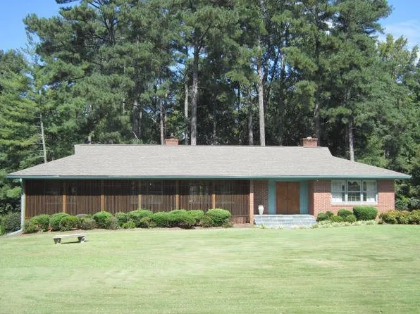 111 Sheffield Rd, Greenwood, SC 29646