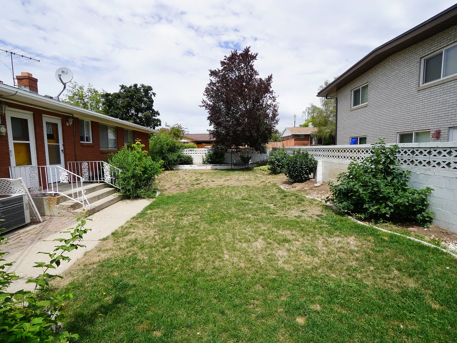 Beautiful home at 4402 Jefferson Ave South Ogden — Photo 4