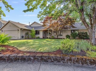 1230 NE 54th Ave, Hillsboro, OR