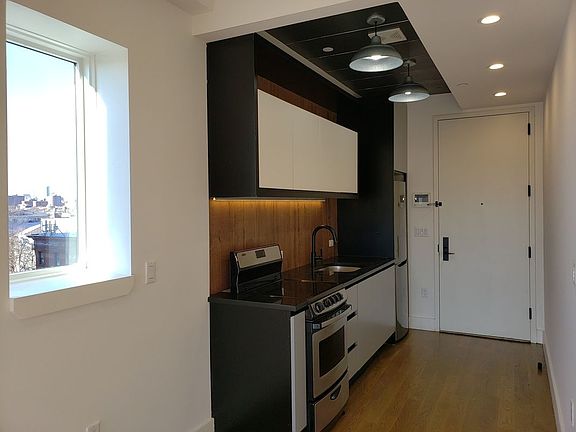 5th image of 1460 Fulton St APT 5C
