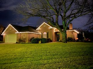 416 Springhill Ct, Burleson, TX 76028