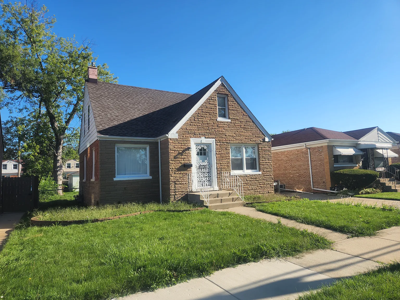 3203 Jackson St photo 1