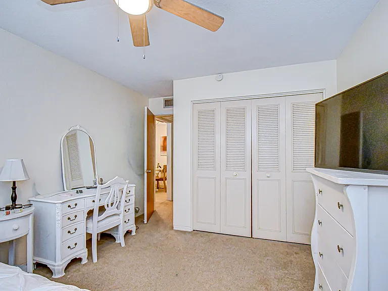 5150 10th Ave N #211 — Photo 16