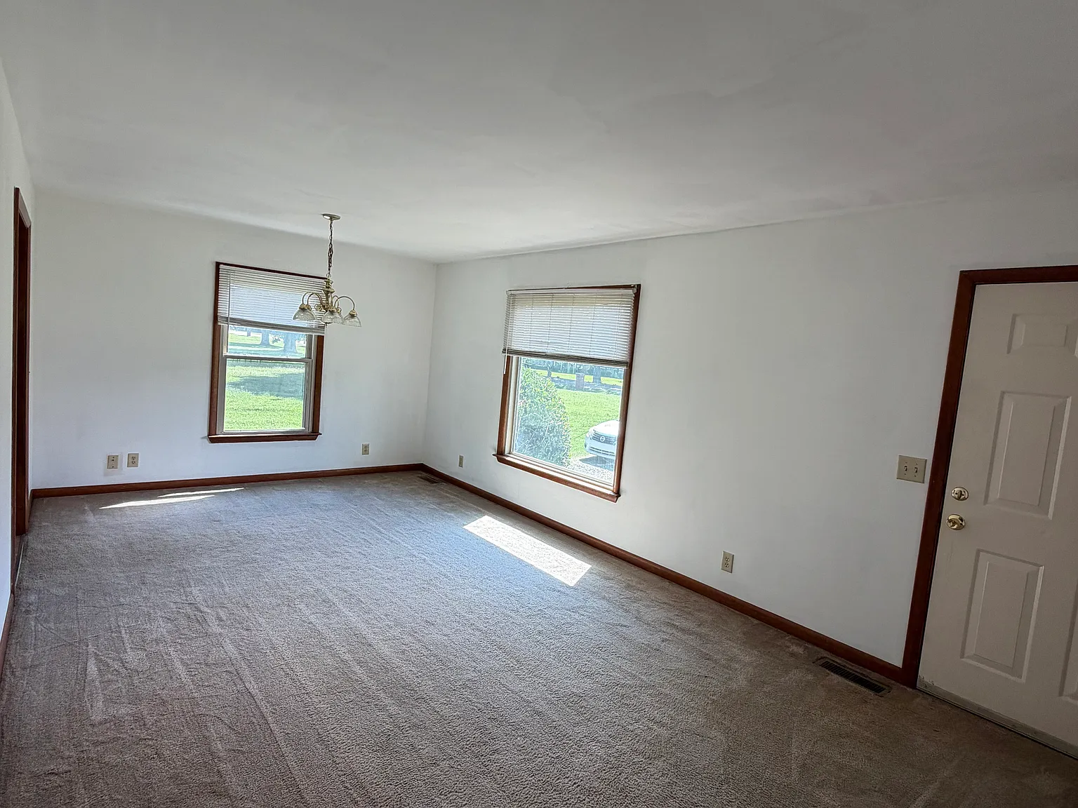 2 bed, $1,795 — Photo 4