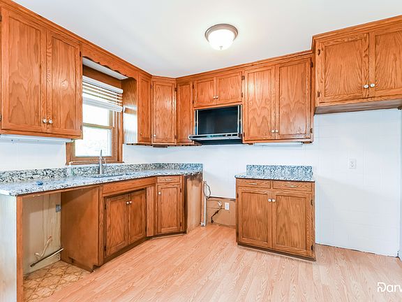 3rd image of 2400 Calle Vista Dr