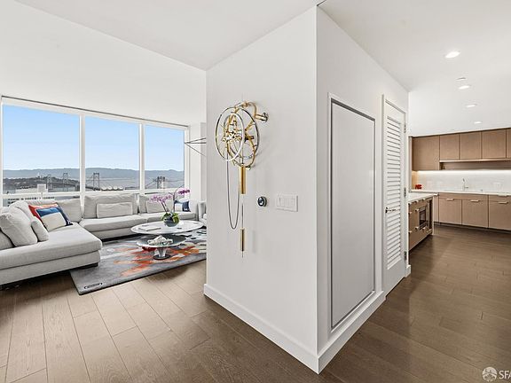 4th image of 488 Folsom St APT 4701