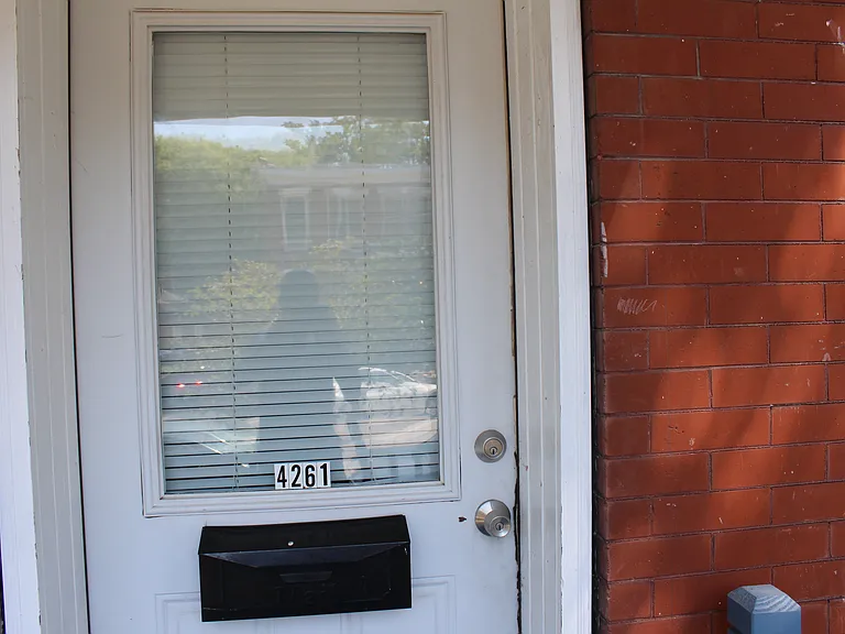 4261 Russell Blvd — Photo 2