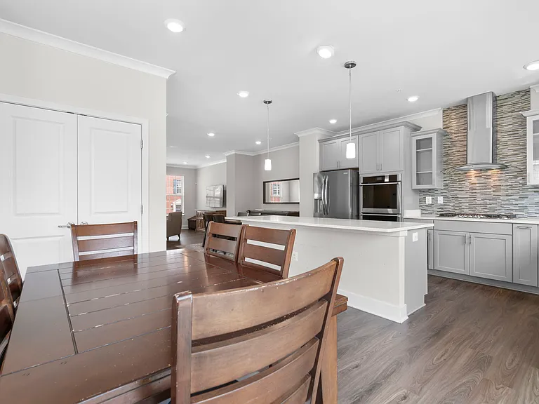 8017 Potter Pl — Photo 8