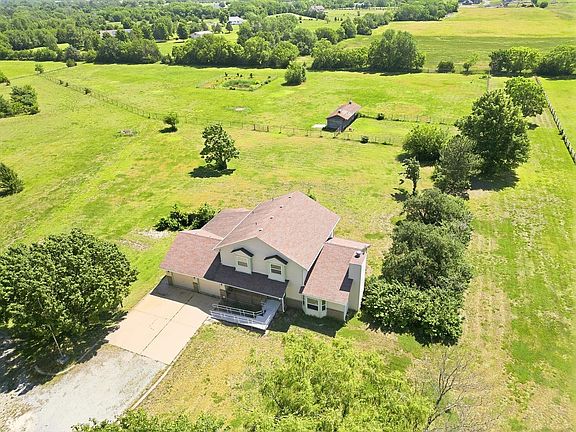 3rd image of 10215 E June Dr