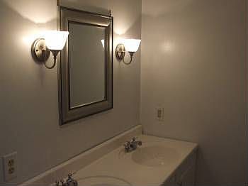 3rd image of 6 Blackshire Ct