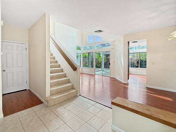 Front Entry Way