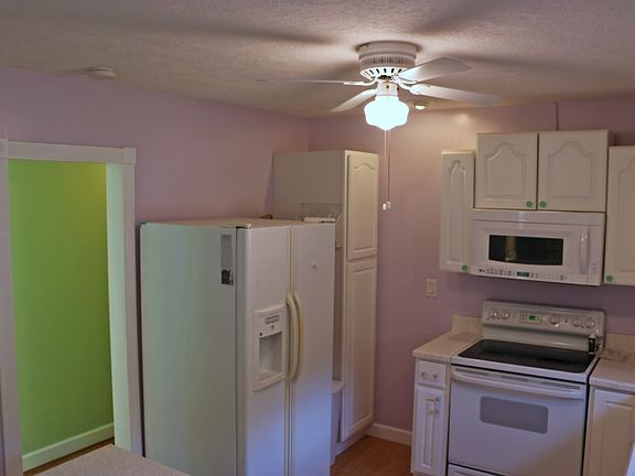 3rd image of 163 Jesse Brown Rd