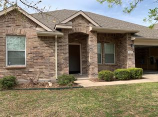 920 Oakcrest Dr, Wylie, TX 75098