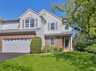 2803 Caldwell Ln, Geneva, IL 60134